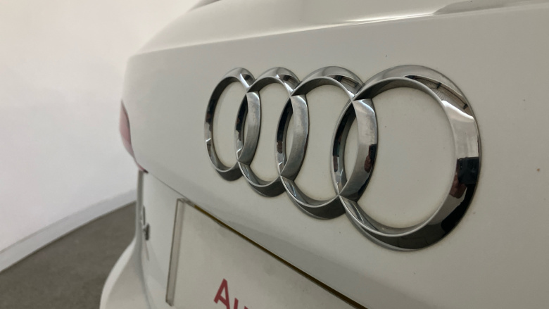 Audi A4 35 TFSI S Line 5dr Petrol Estate